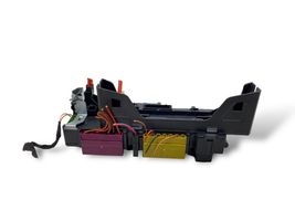 Mercedes-Benz E W212 Module de fusibles 168298