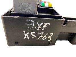 Jaguar XF Set scatola dei fusibili 8X2T14290VD