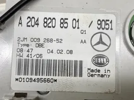 Mercedes-Benz C W204 Priekinių vietų apšvietimo žibintas A2048208501