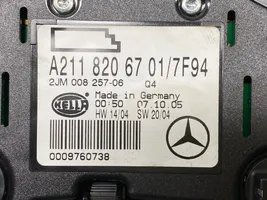 Mercedes-Benz E W211 Illuminazione sedili posteriori A2118206701