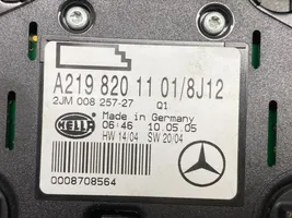 Mercedes-Benz CLS C219 Takaistuimen valo A2198201101
