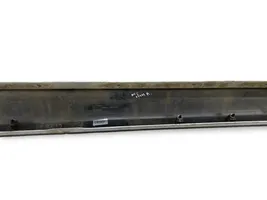 MG 6 Sill 10011637