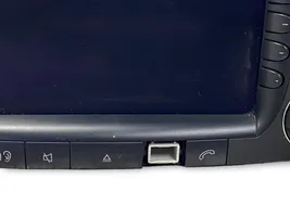 Mercedes-Benz E W211 Panel / Radioodtwarzacz CD/DVD/GPS A2118276842