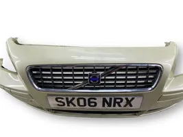 Volvo S40 Передний бампер 