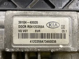 KIA Carnival Calculateur moteur ECU 391044X935