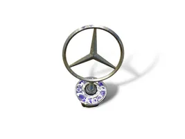 Mercedes-Benz C W203 Значок производителя 