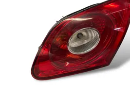 Volkswagen PASSAT CC Lampy tylnej klapy bagażnika 