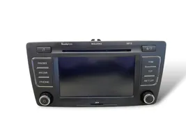 Skoda Octavia Mk2 (1Z) Panel / Radioodtwarzacz CD/DVD/GPS 1Z0035156M