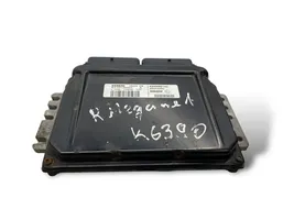 Renault Megane I Calculateur moteur ECU 8200092142