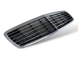 Mercedes-Benz E W211 Grille de calandre avant A2118800583