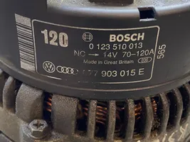 Audi A8 S8 D2 4D Generatore/alternatore 077903015E