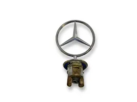 Mercedes-Benz CLK A208 C208 Logo, emblème, badge 