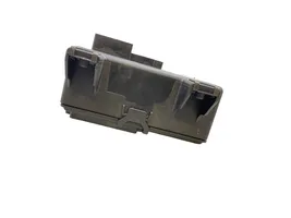 Fiat Grande Punto Fuse module 00517986160