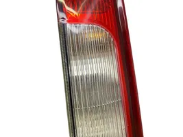 Ford C-MAX I Lampa tylna 02R00F