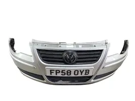 Volkswagen Polo IV 9N3 Front bumper 