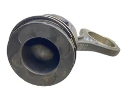 Mercedes-Benz E W212 Piston avec bielle M642