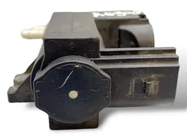 Audi A4 S4 B7 8E 8H Solenoidinis vožtuvas 72290313