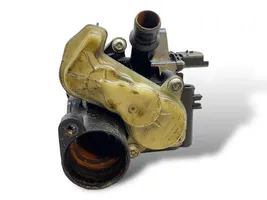 Ford Mondeo MK V Alloggiamento termostato 001999