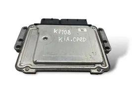 KIA Ceed Sterownik / Moduł ECU 0281015438