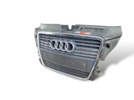 Audi A3 S3 A3 Sportback 8P Griglia superiore del radiatore paraurti anteriore 4B0010157D