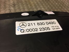 Mercedes-Benz E W211 Sisätuulettimen ohjauskytkin 2118300490