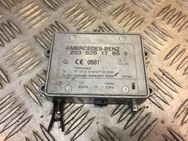 Mercedes-Benz CLC CL203 Amplificatore antenna 2038201785