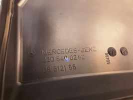 Mercedes-Benz CL C215 Sulakerasian kansi 2205400282
