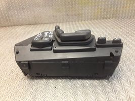 Mercedes-Benz S W220 Seat memory switch 2208215558