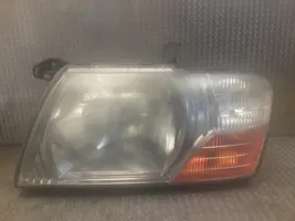 Mitsubishi Pajero Lampa przednia 