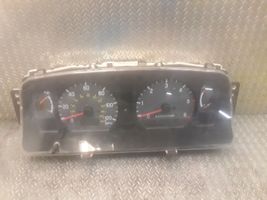 Mitsubishi Pajero Sport I Compteur de vitesse tableau de bord MR590142