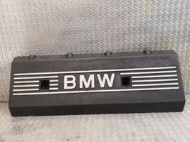 BMW 7 E38 Couvercle cache moteur 1702856