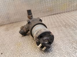 Mercedes-Benz C W203 Pompe à eau de liquide de refroidissement 2038350164