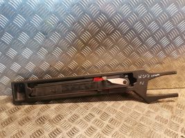 Mercedes-Benz CLC CL203 Tool box 2038900514