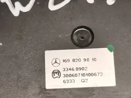 Mercedes-Benz B W245 Kiti jungtukai/ rankenėlės/ perjungėjai 1698209010