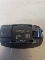 Mercedes-Benz C W205 Altre luci abitacolo A0009063105