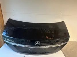 Mercedes-Benz E W213 Задняя крышка (багажника) A2137570009