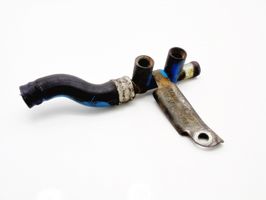 Ford Escort Tubo flessibile del liquido di raffreddamento del motore F5CE18696AA