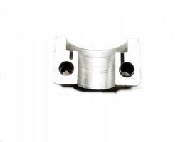 Renault Megane II Camshaft holder bracket 