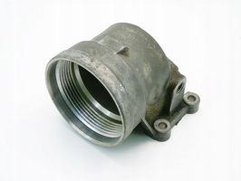 Mazda 6 Supporto di montaggio del filtro dell’olio 1S7G-6884BD