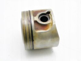 Volvo S70  V70  V70 XC Piston 81L53