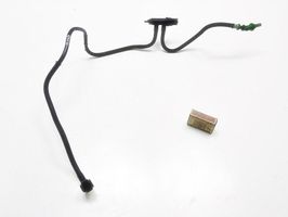 Ford Focus C-MAX Fuel line pipe 