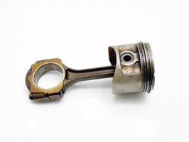 Renault Clio II Piston with connecting rod 1013.6.1