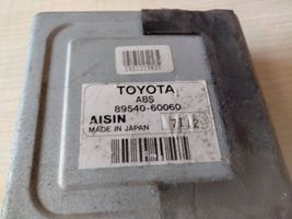 Toyota Land Cruiser (HDJ90) Sterownik / moduł ABS 0901119826