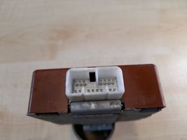 Toyota Land Cruiser (J100) Durų elektronikos valdymo blokas 8914160242