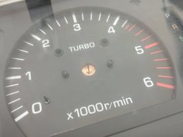 Toyota Land Cruiser (FJ80) Geschwindigkeitsmesser Cockpit 
