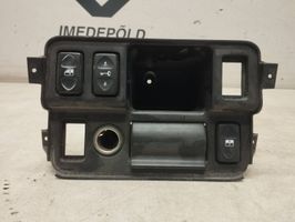 Land Rover Freelander Garniture panneau inférieur de tableau de bord 