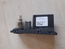 Jaguar XF Connettore plug in USB 8X2319C166AD