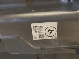 Toyota Land Cruiser (J100) Scatola climatizzatore riscaldamento abitacolo assemblata 8715060672
