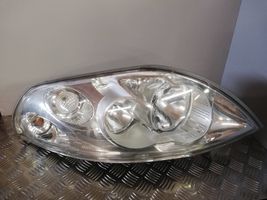 Renault Master III Lampa przednia 260600049R