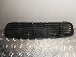 Volkswagen Polo II 86C 2F Grille de calandre avant 6N0853677D